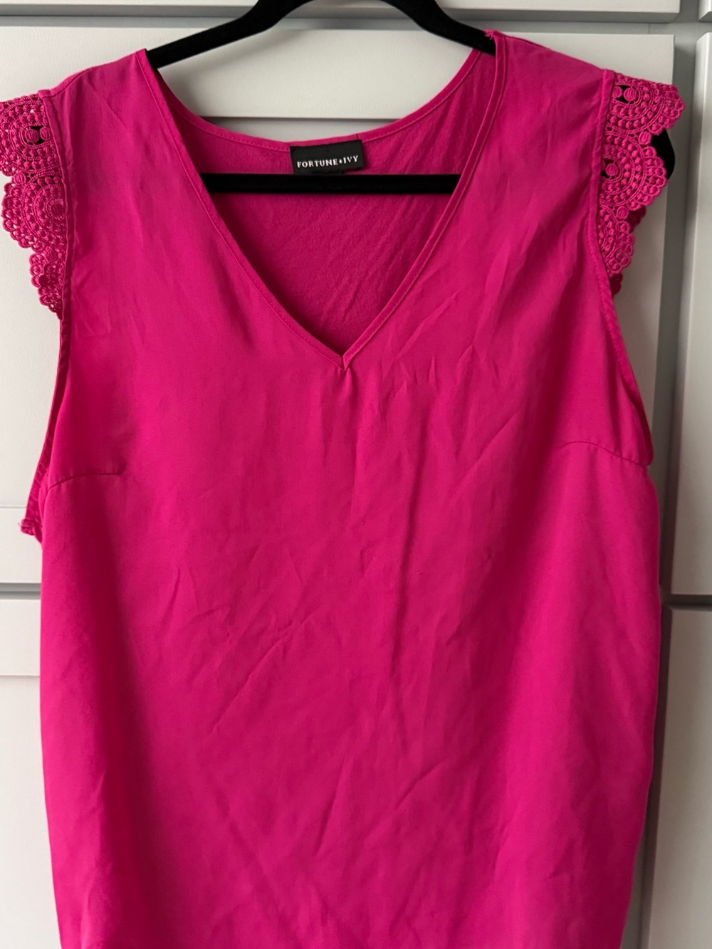Fortune + Ivy Fuchsia V-Neck Crochet Cap Sleeve Blouse